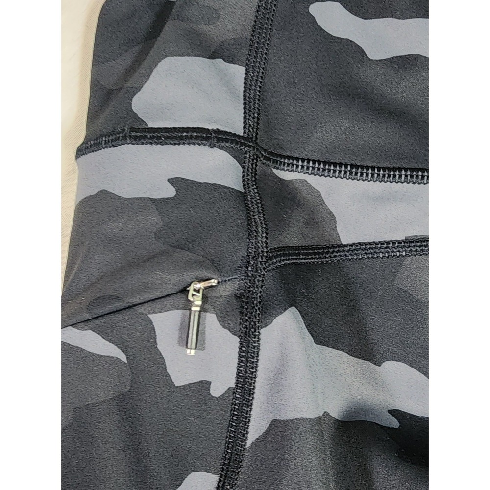 Athleta XS Petite Black Gray Camo Leggings Zip Pocket High Rise Crop Pants - Picture 5 of 11